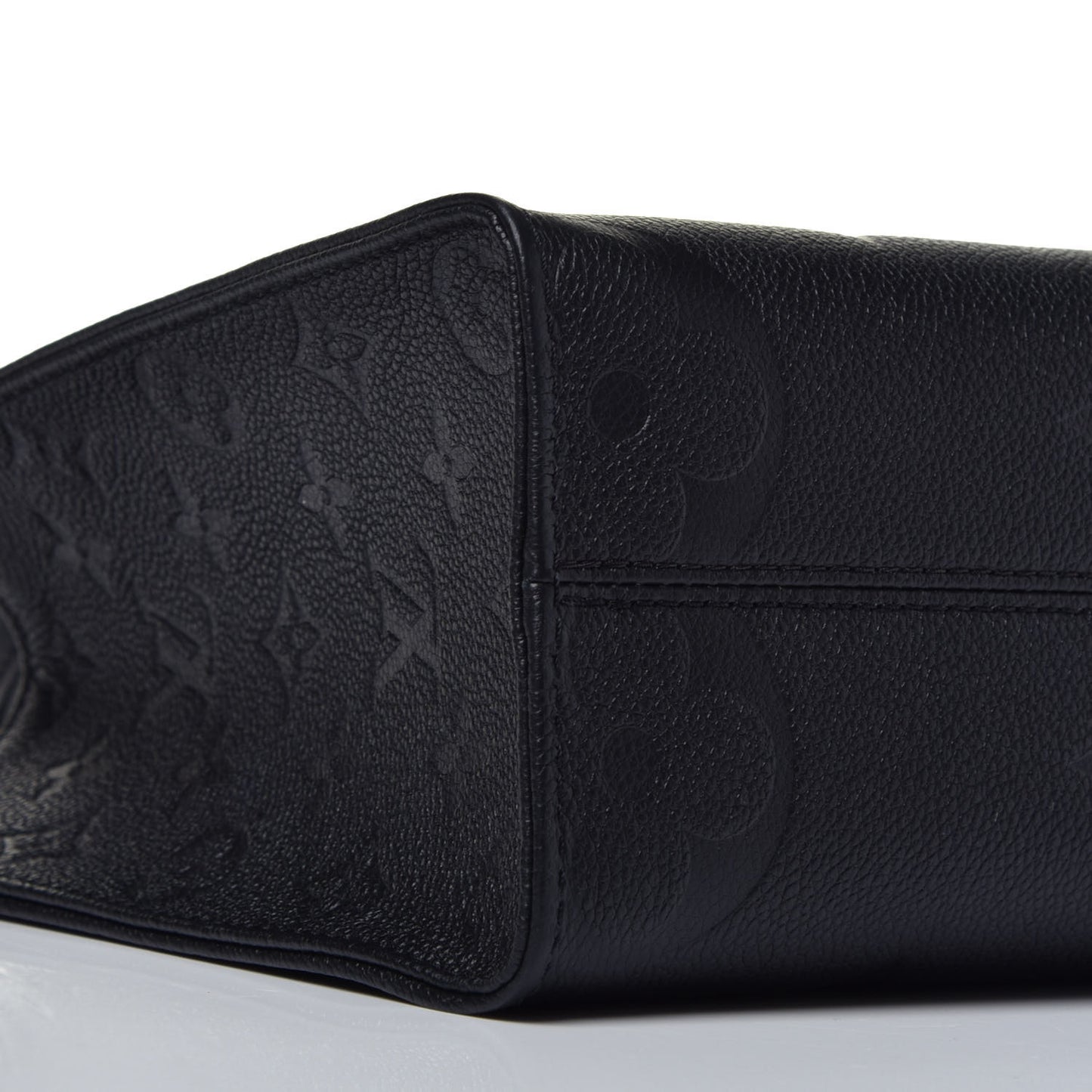 Empreinte Monogram Giant Onthego PM Black