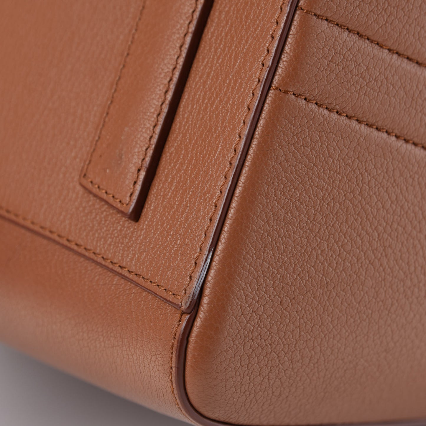 Sugar Goatskin Medium Antigona Cognac