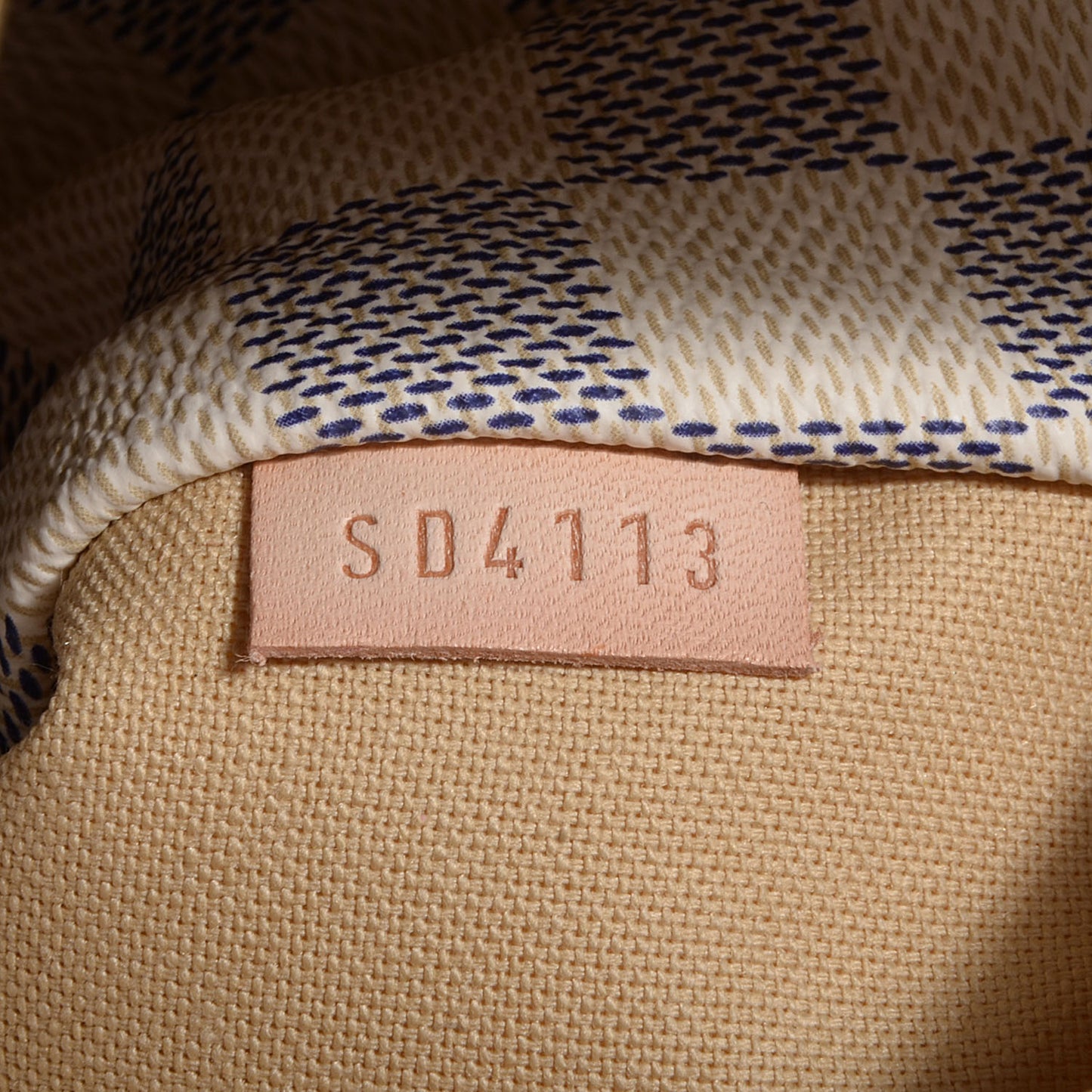 Damier Azur Totally MM