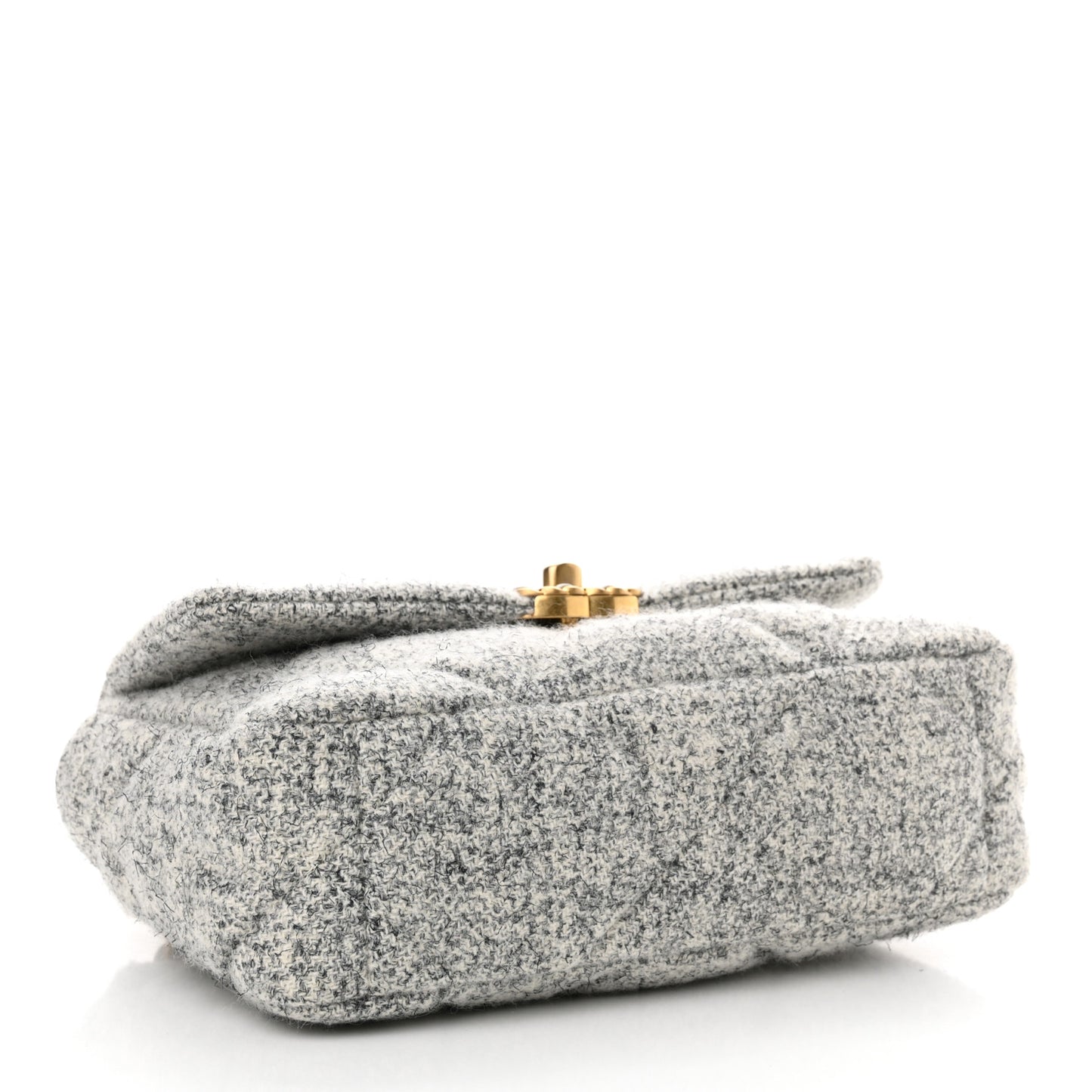 Tweed Quilted Medium Chanel 19 Flap Grey Ecru