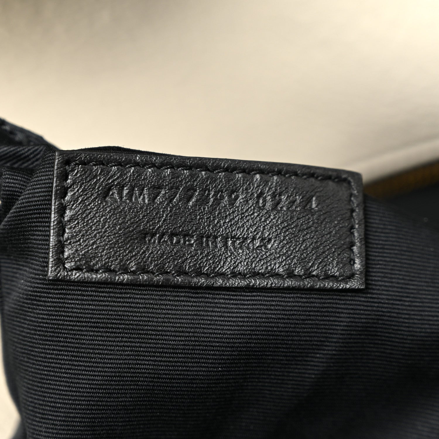Saint Laurent Grained Lambskin Large Calypso Blanc Vintage 7 of 10