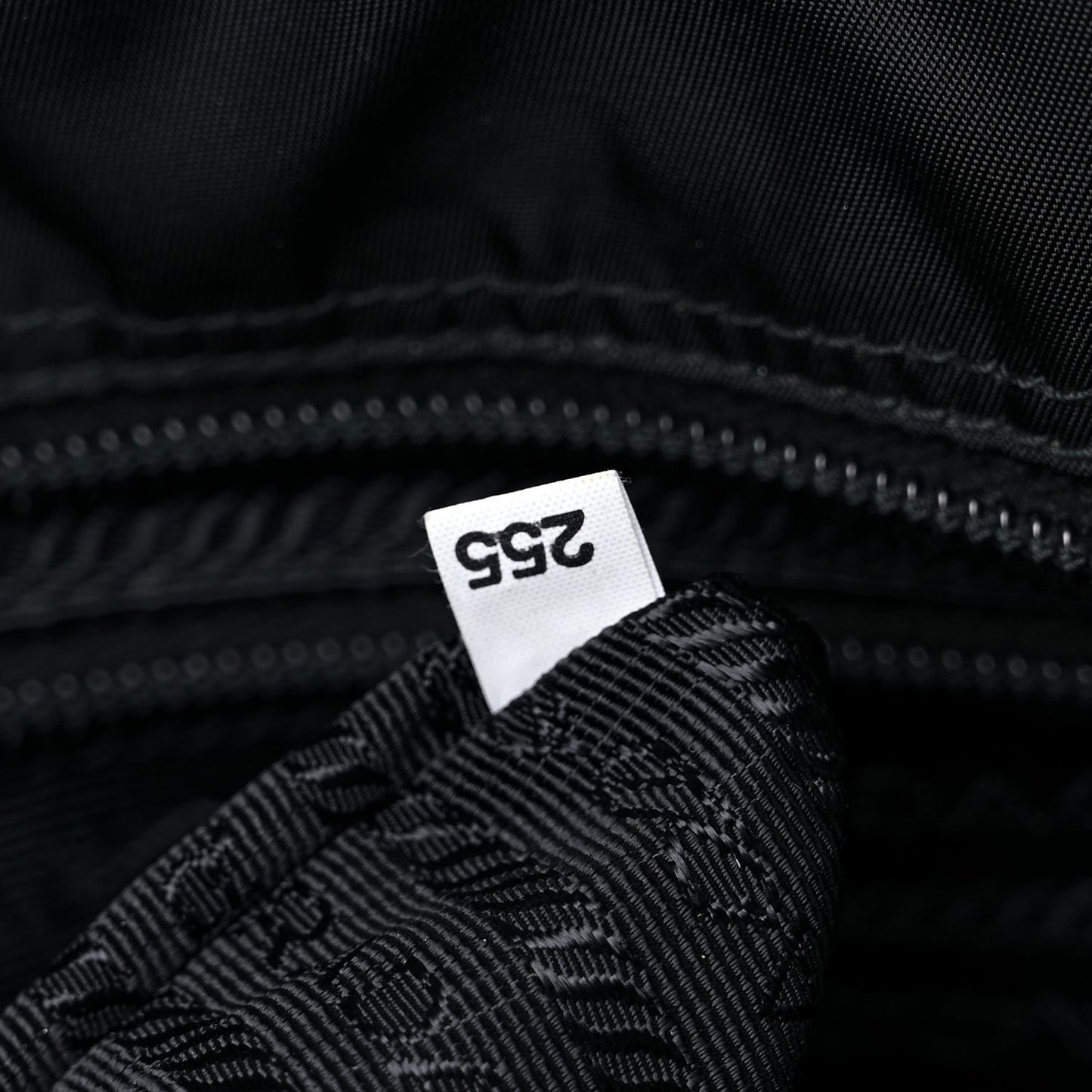 Tessuto Nylon Saffiano Messenger Bag Black