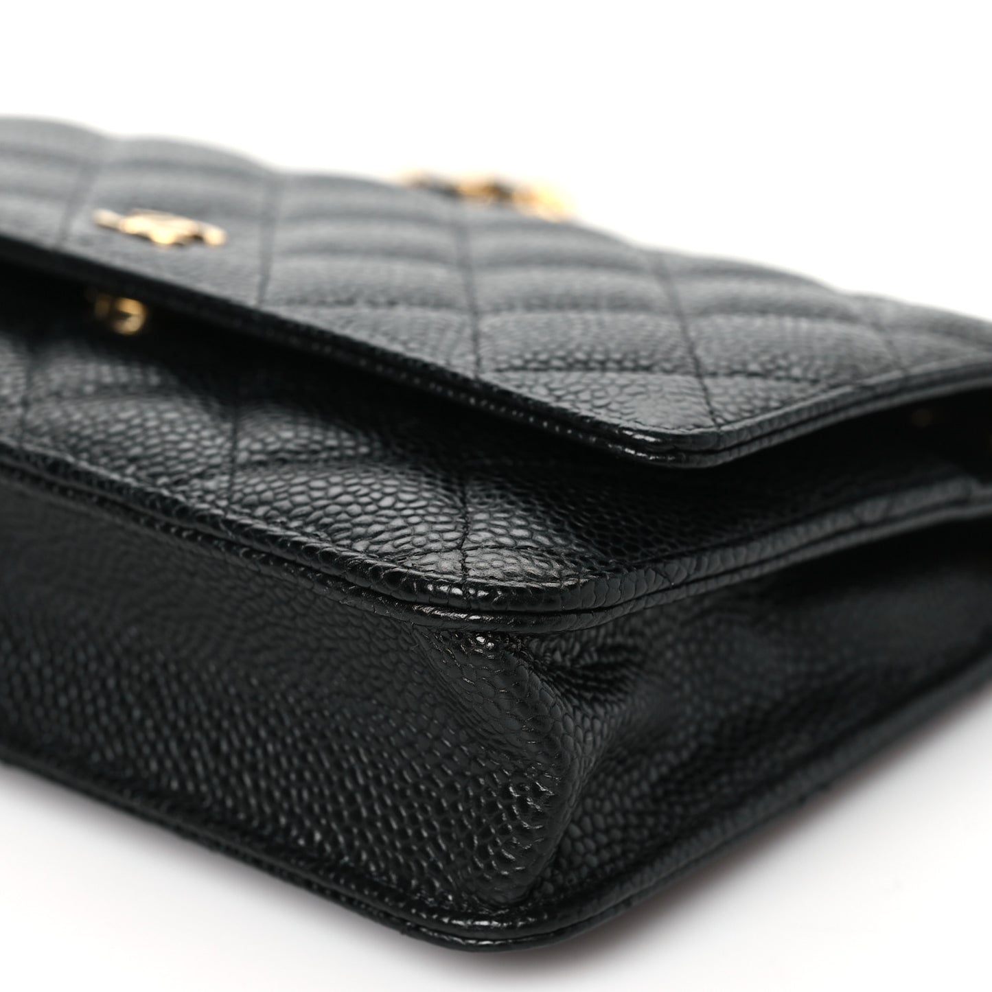 Caviar Quilted Wallet on Chain WOC Black