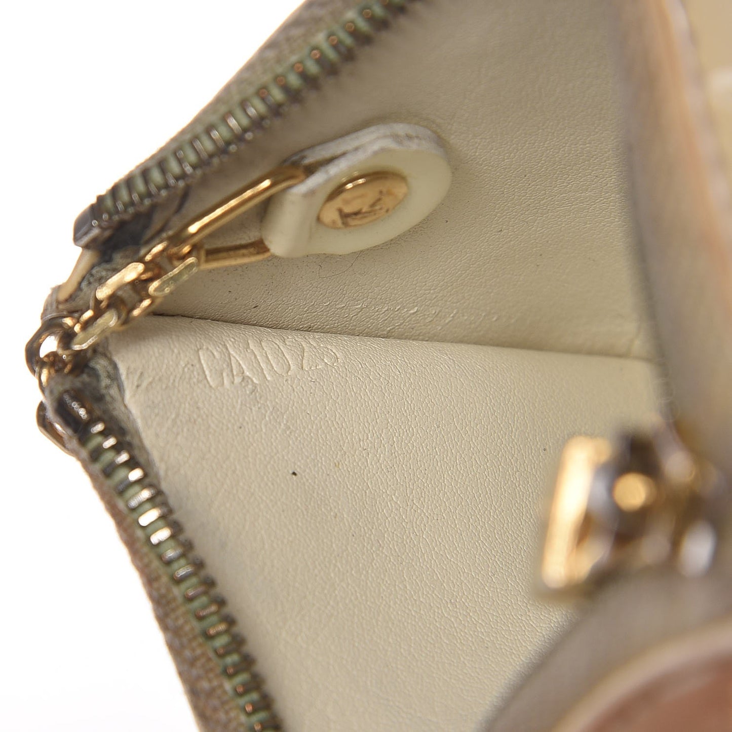Vernis Key Pouch Perle