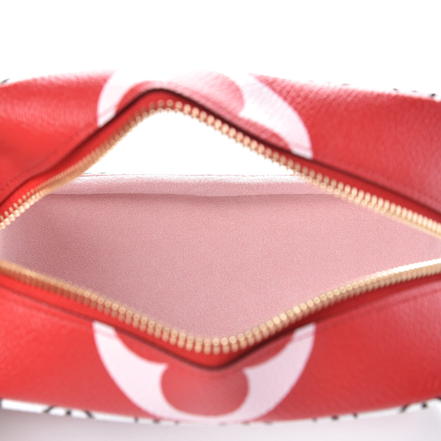 Monogram Giant Beach Pouch Rouge