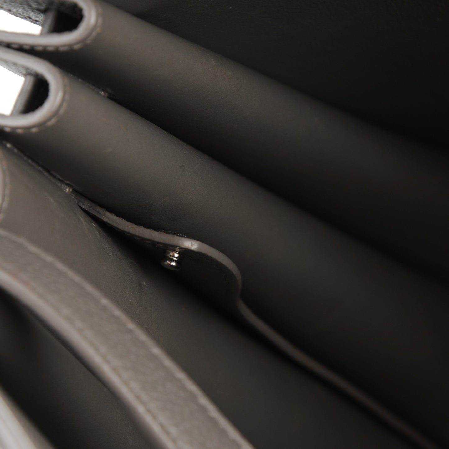 Grained Calfskin Small Sac De Jour Fog