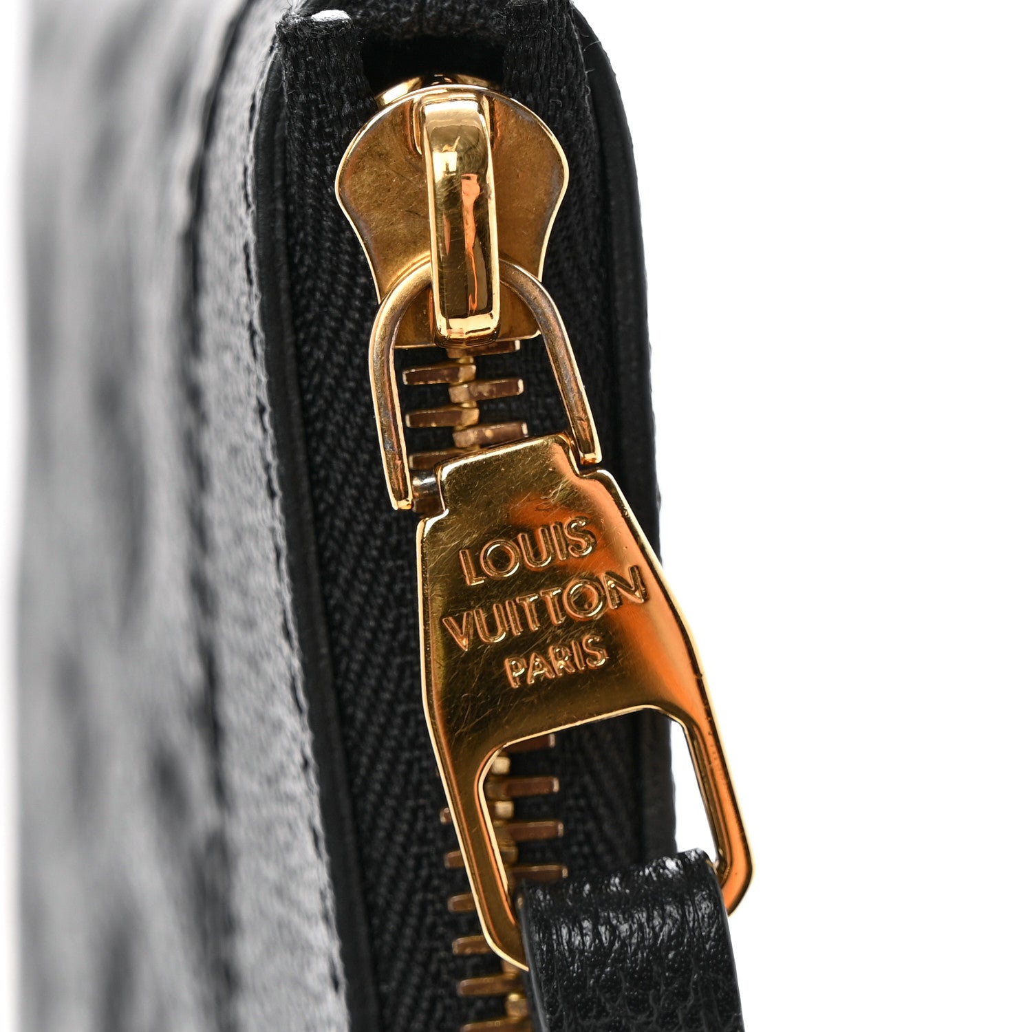 Louis Vuitton Empreinte Daily Pouch Black 9 of 9