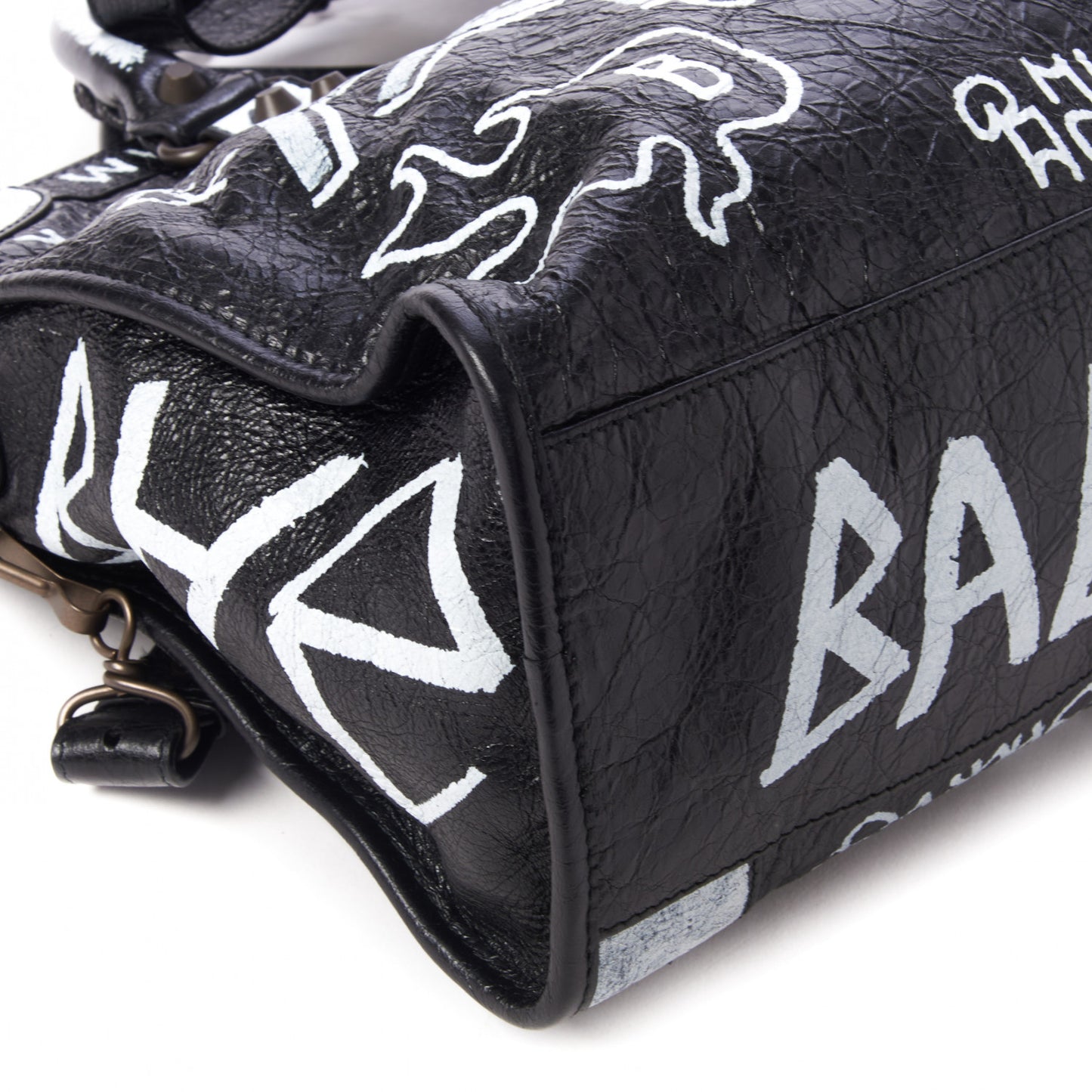 Agneau Arena Graffiti All Over Classic Hardware City Black White