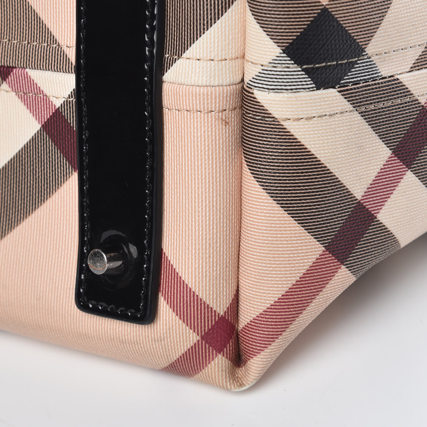 Burberry Nova Check Large Nickie Tote Black 16 of 19