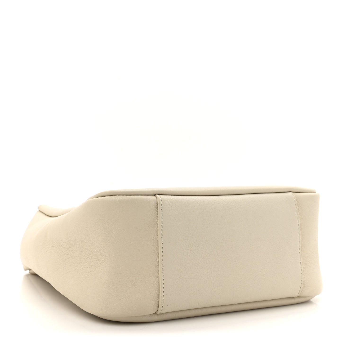 Smooth Calfskin Small Le 5 A 7 Soft Hobo Blanc Vintage