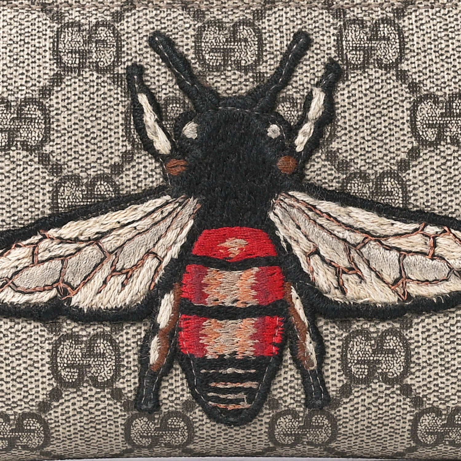 Gucci GG Supreme Monogram Embroidered Bee Zip Around Wallet Red 7 of 11
