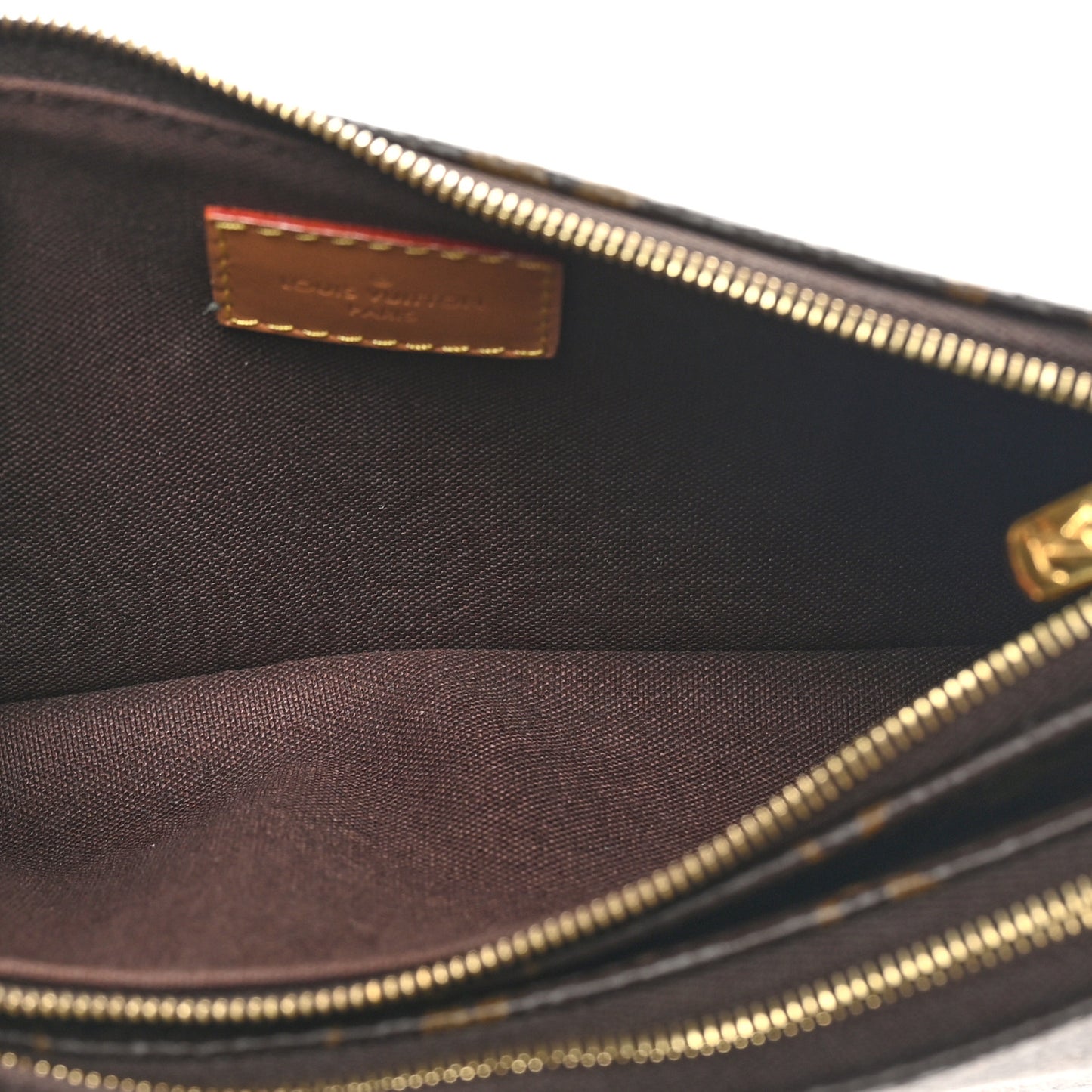 Monogram Liv Pochette