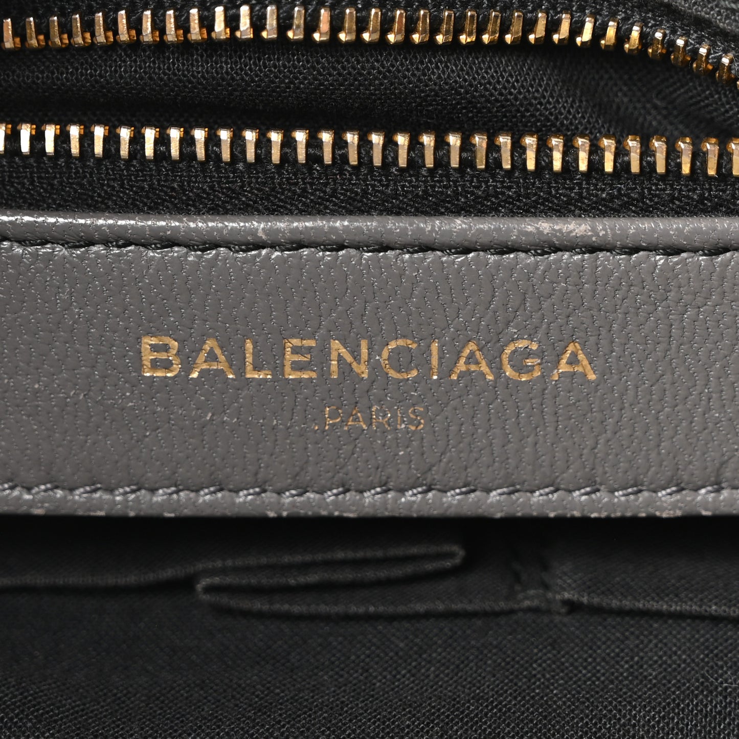 Chevre Gold Metallic Edge Hardware City Gris Acier
