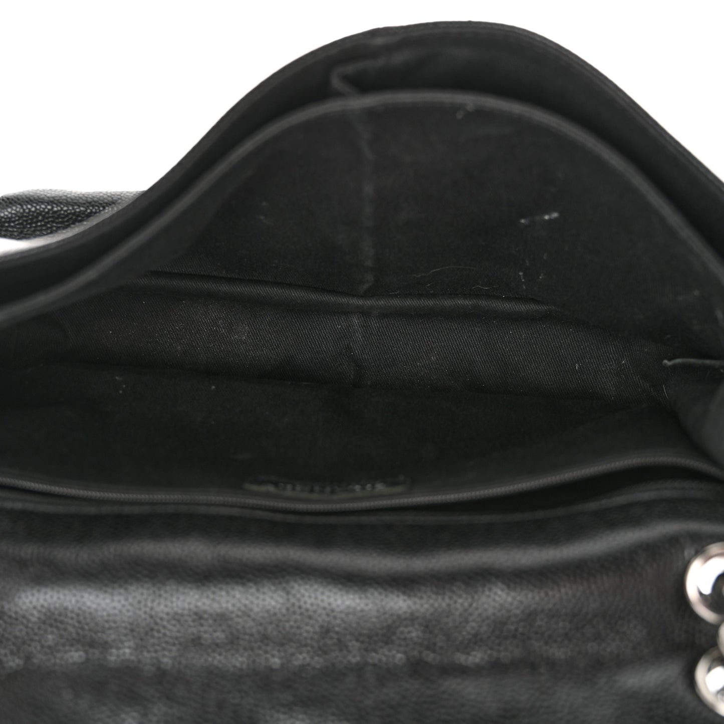 Grained Calfskin Medium Natural Beauty Flap Black