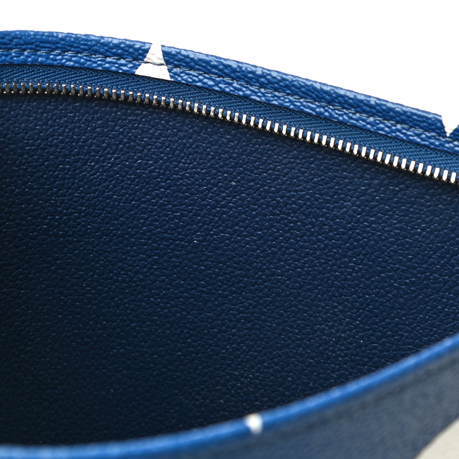 Louis Vuitton Monogram Escale Toiletry Pouch 26 Blue 11 of 12