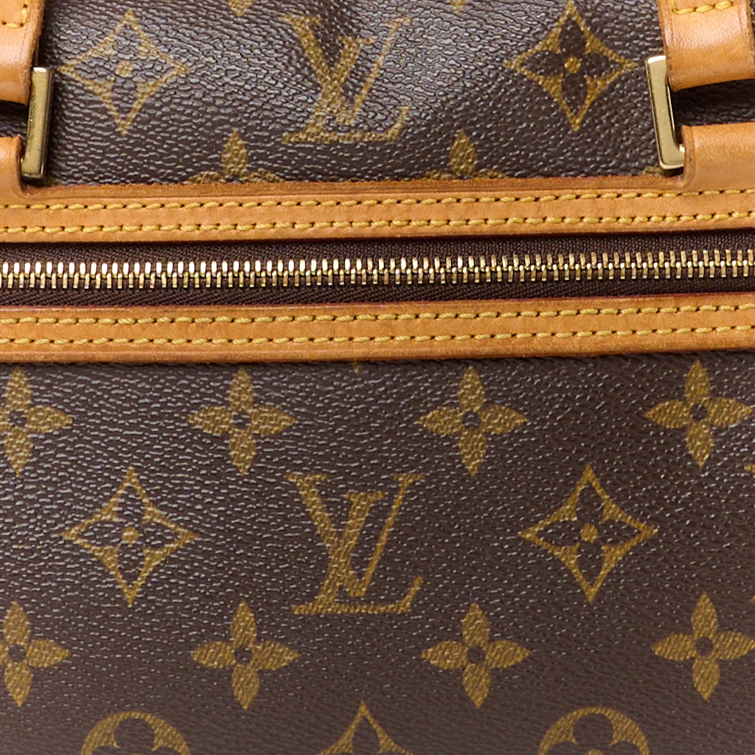 Louis Vuitton Monogram Cite MM 7 of 15