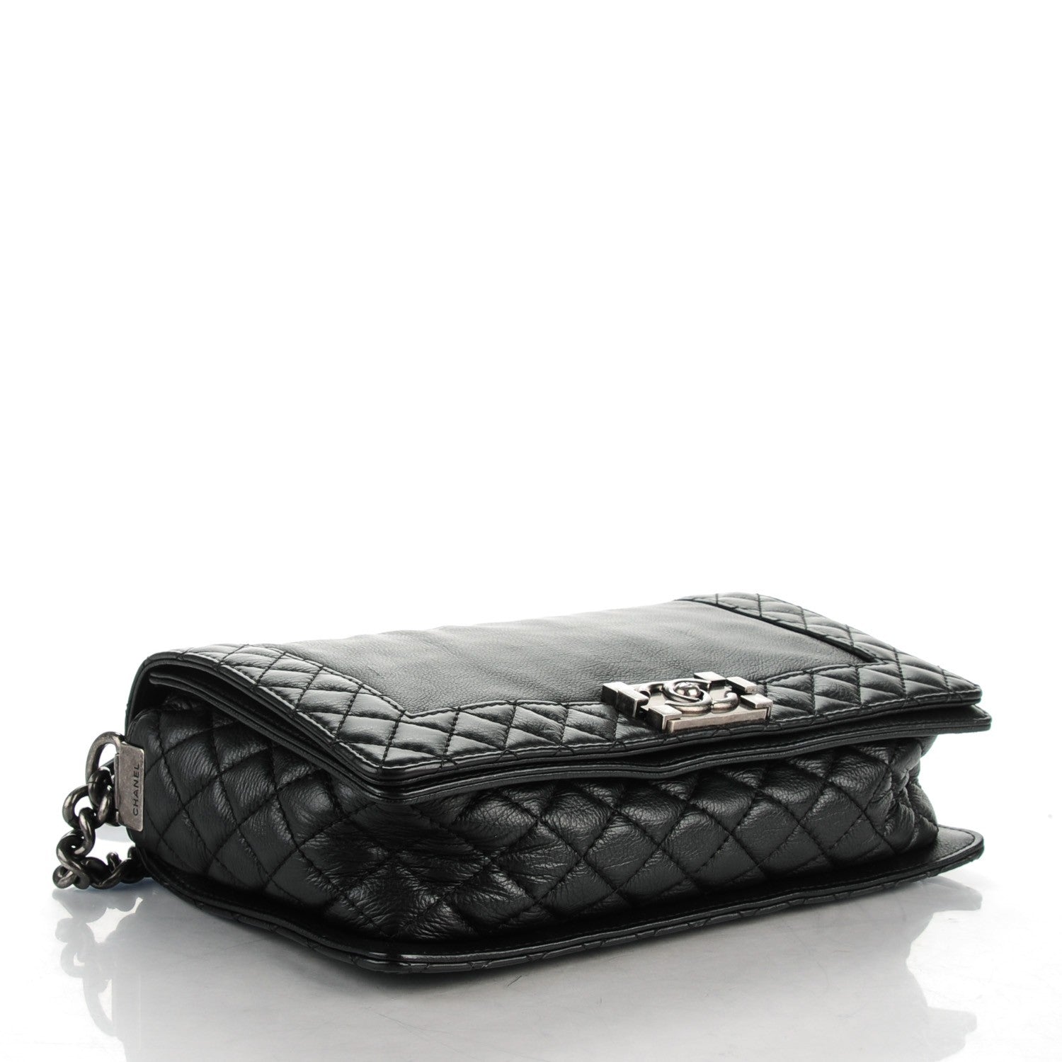Chanel Calfskin New Medium Boy Reverso Flap Black 4 of 9