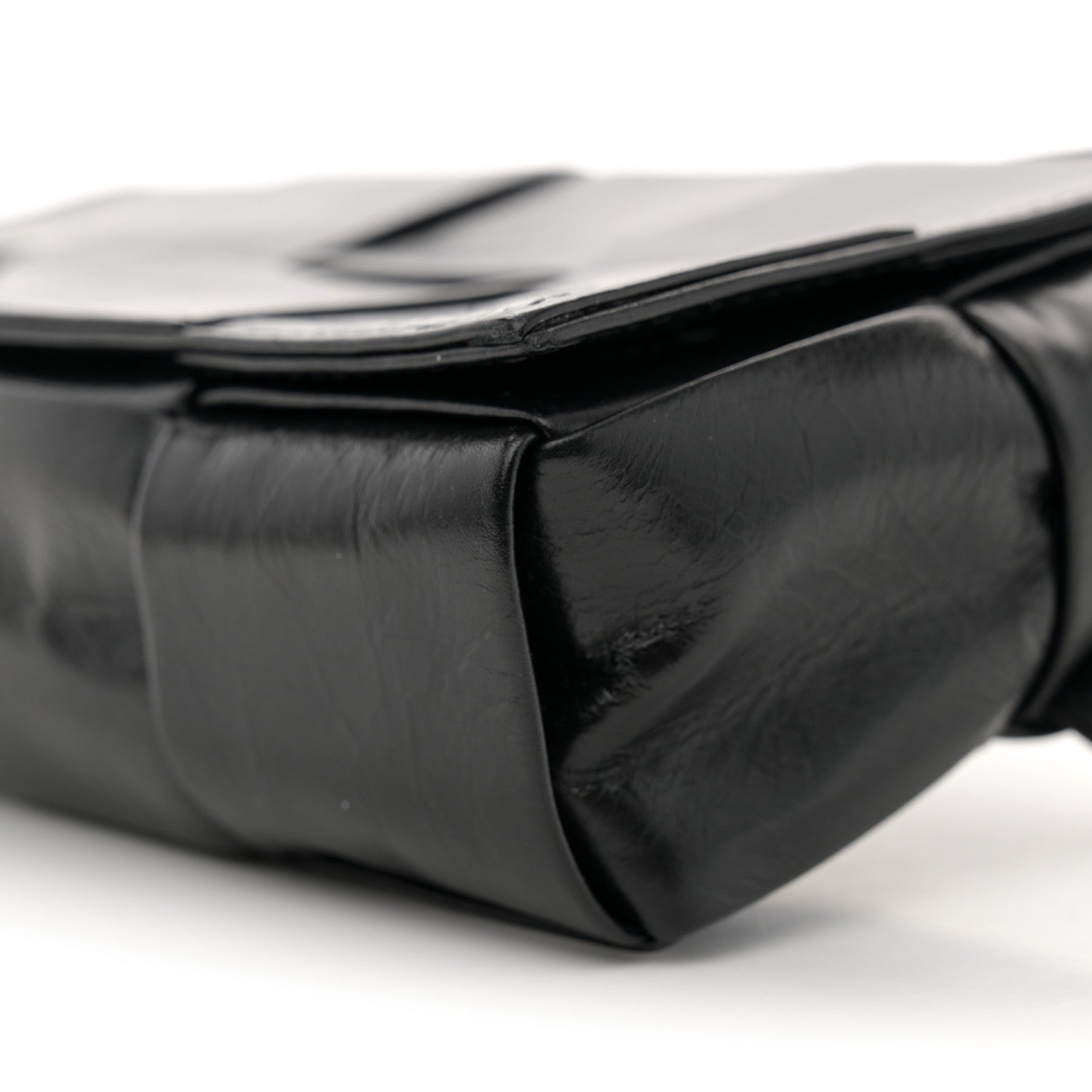 Bottega Veneta Paper Calfskin Maxi Intreccio The Belt Cassette Bag Black 10 of 10