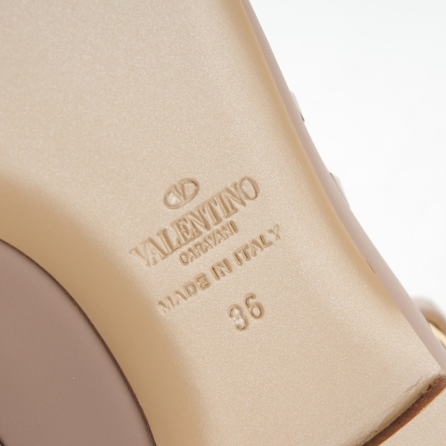 Nappa Rockstud Cage Ballerina Flats 36 Poudre