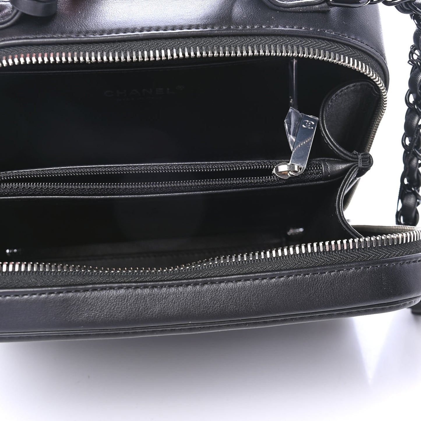 Lambskin Quilted Medium CC Filigree Vanity Case Black