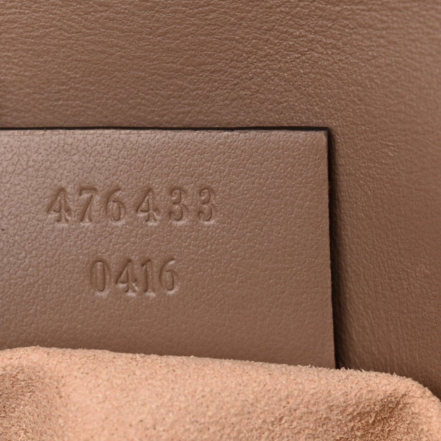 Calfskin Matelasse Super Mini GG Marmont Shoulder Bag Porcelain Rose