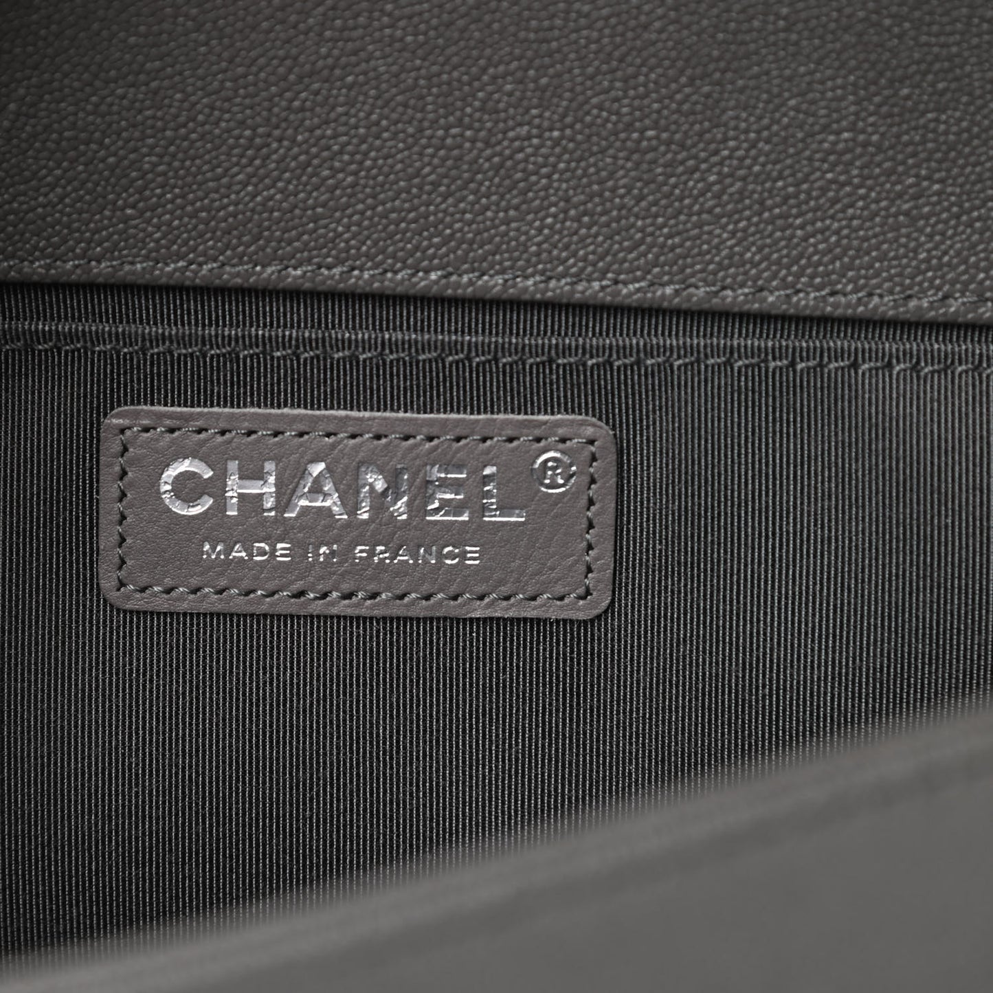 Caviar Quilted Medium Boy Flap Grey