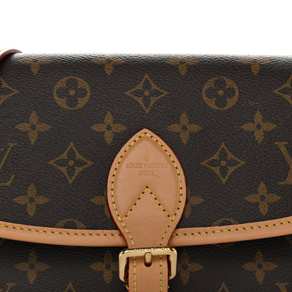 Louis Vuitton Monogram Diane 7 of 10