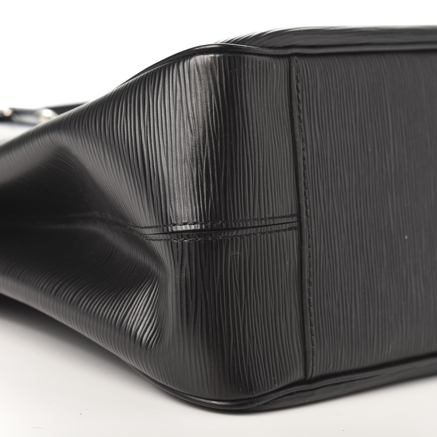 Louis Vuitton Epi Passy GM Black 9 of 11