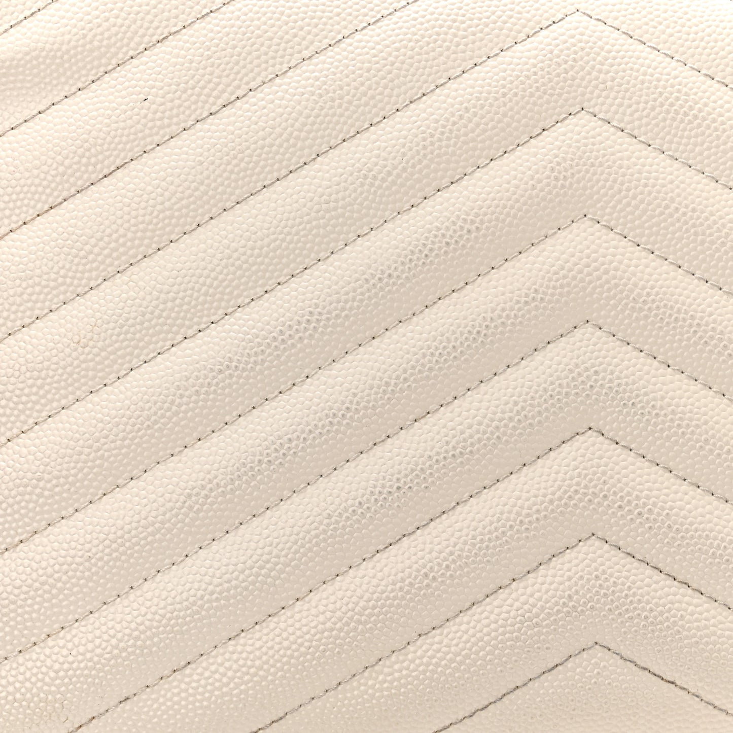 Grain De Poudre Matelasse Monogram Chain Wallet White Black