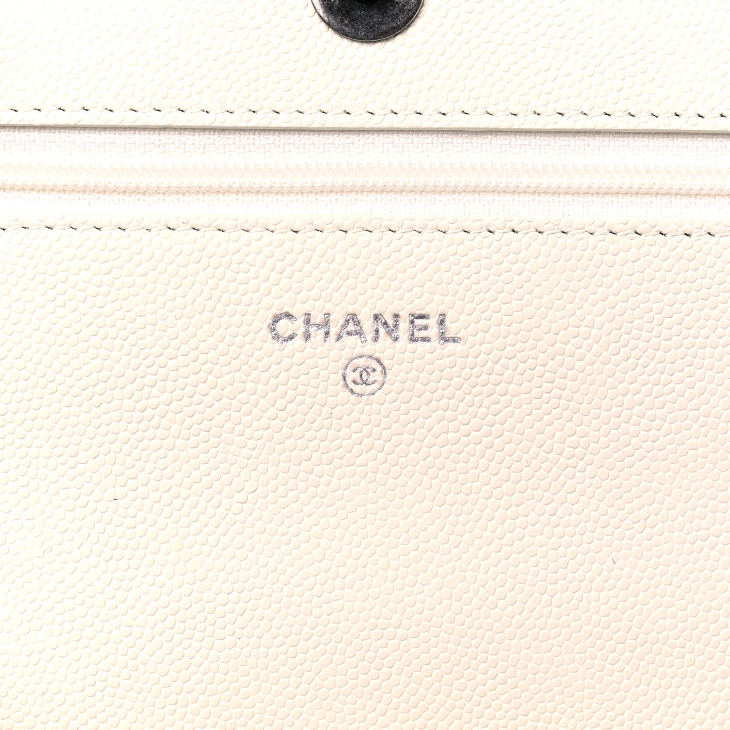 Caviar Quilted Boy Wallet On Chain WOC White
