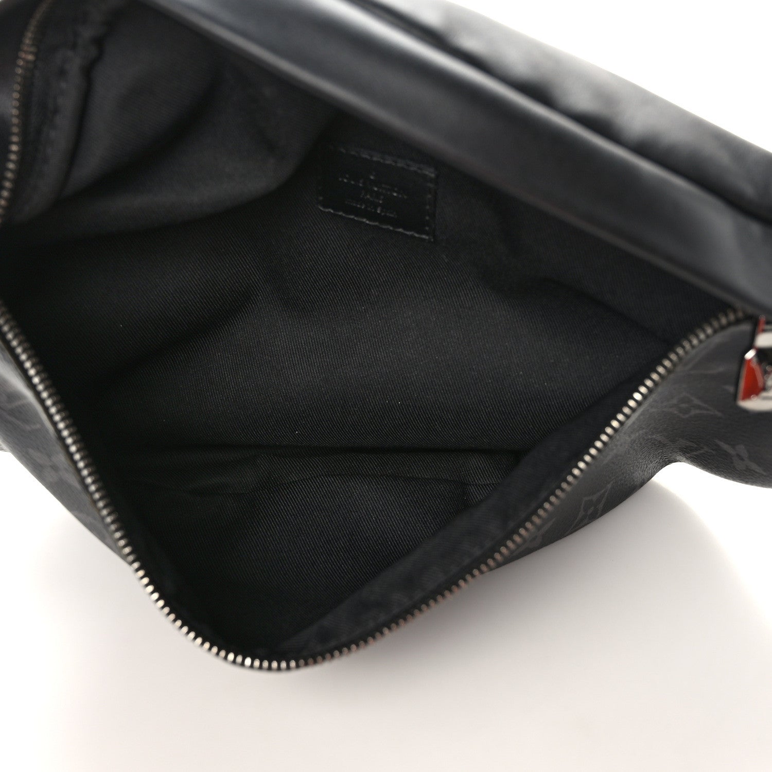 Louis Vuitton Monogram Eclipse Discovery Bumbag 5 of 8