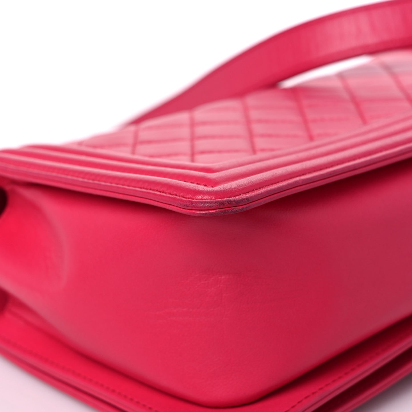 Lambskin Quilted Medium Boy Flap Fuchsia