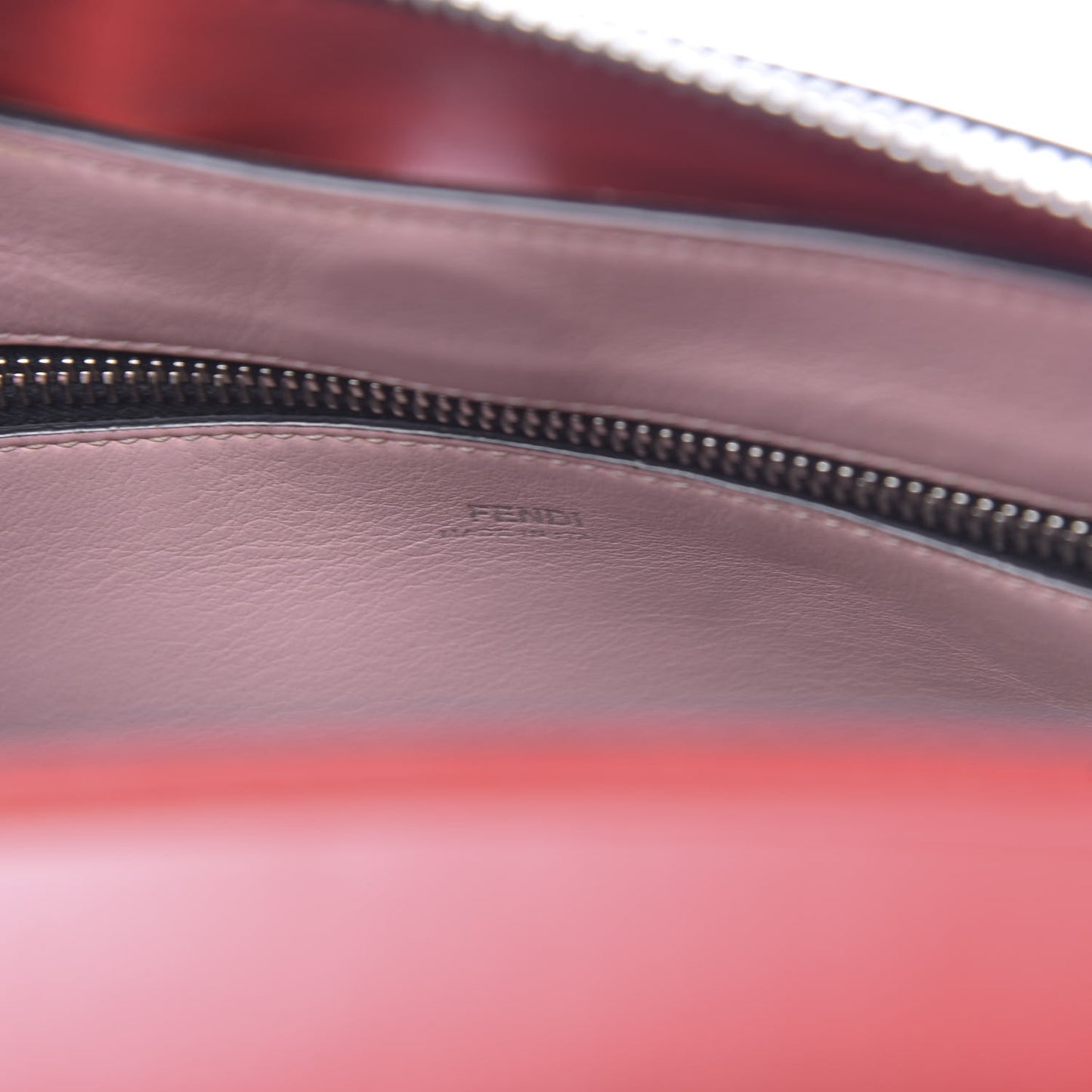 Vitello Baltico Dolce Shiny Nappa DotCom Satchel Caipiroska Bubblegum