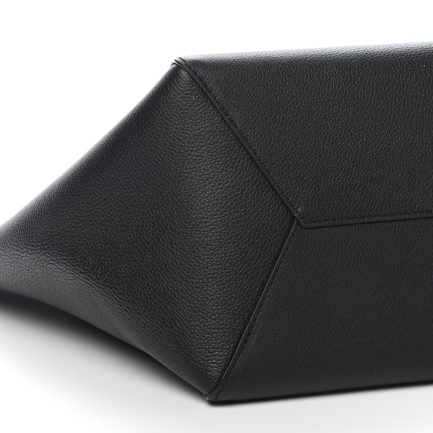 Calfskin Lockme Cabas Black