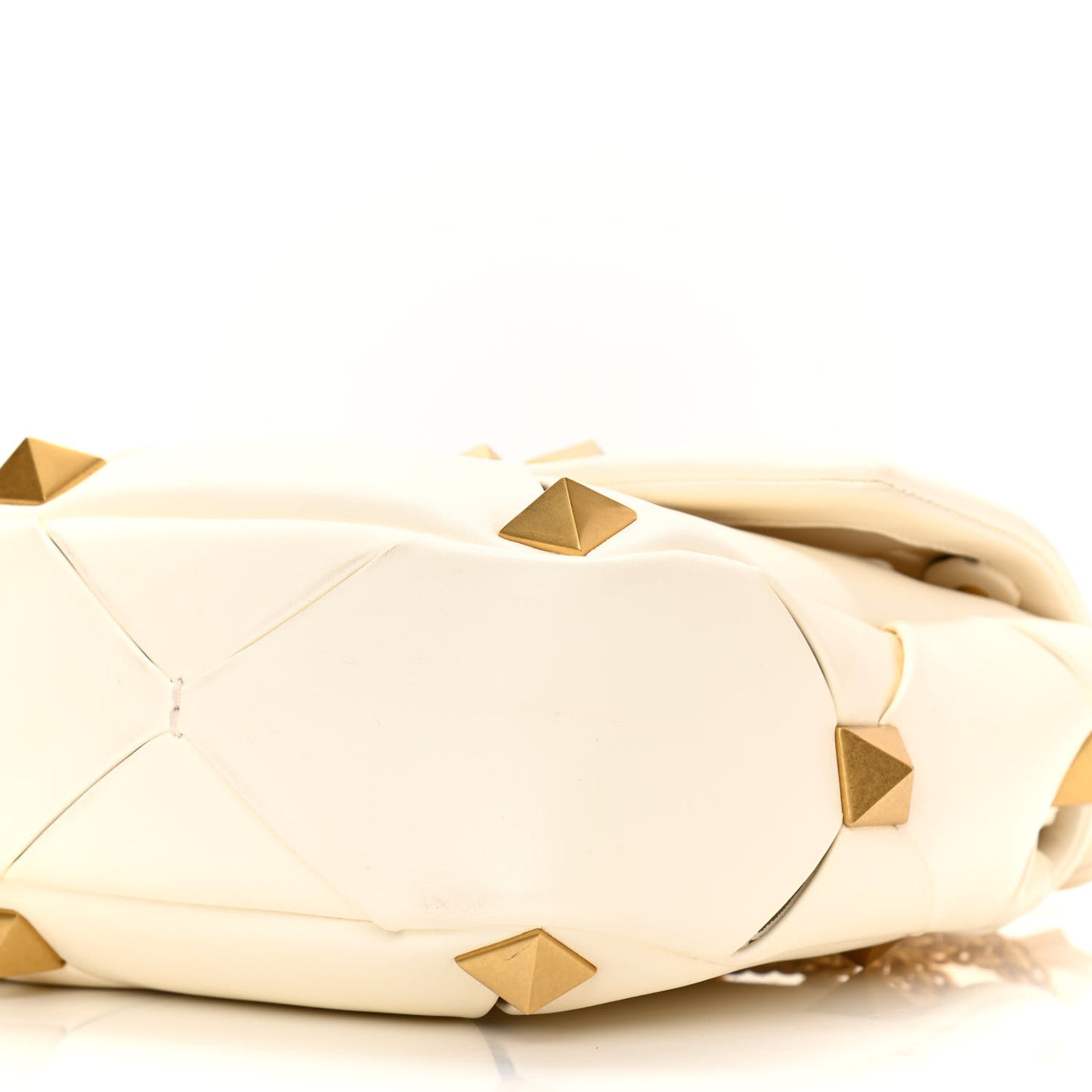 Nappa Large Roman Stud Craving Shoulder Bag Ivory