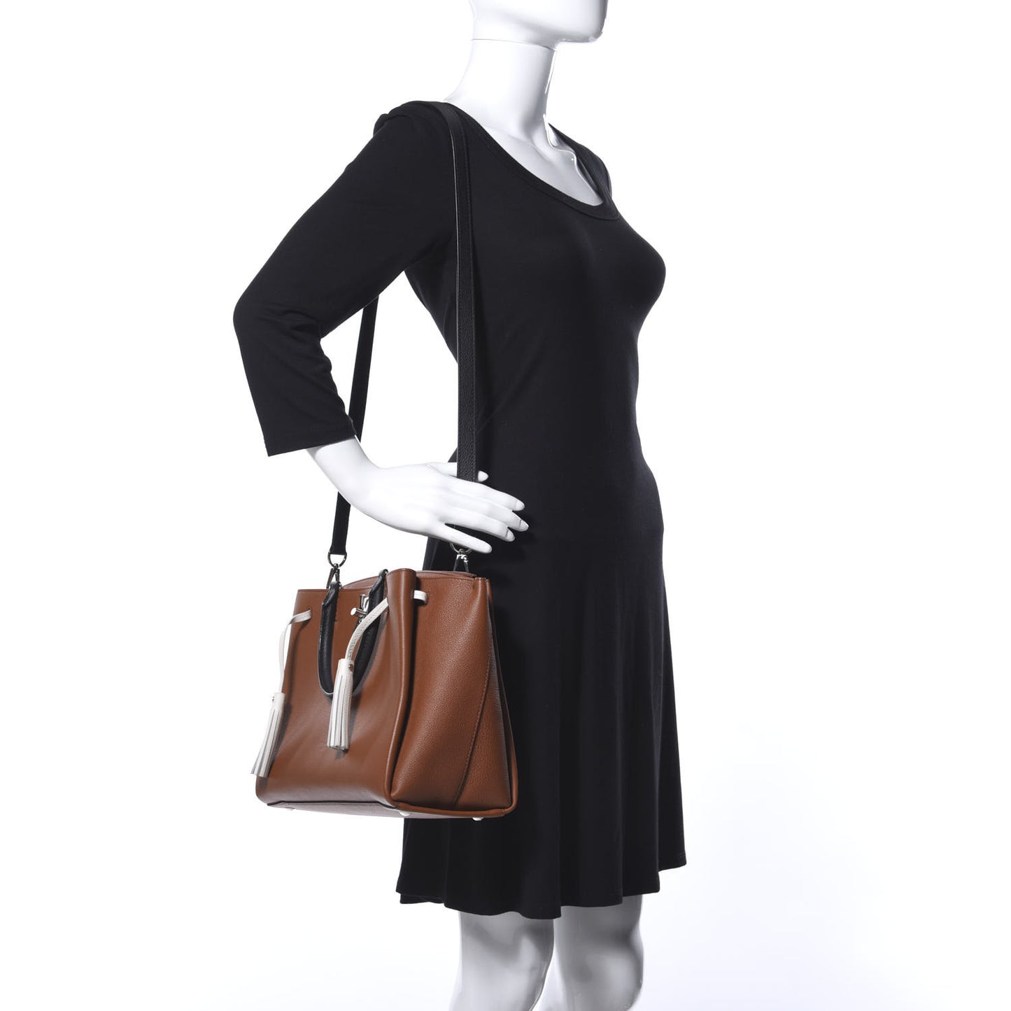 Calfskin Lockmeto Caramel Creme Black