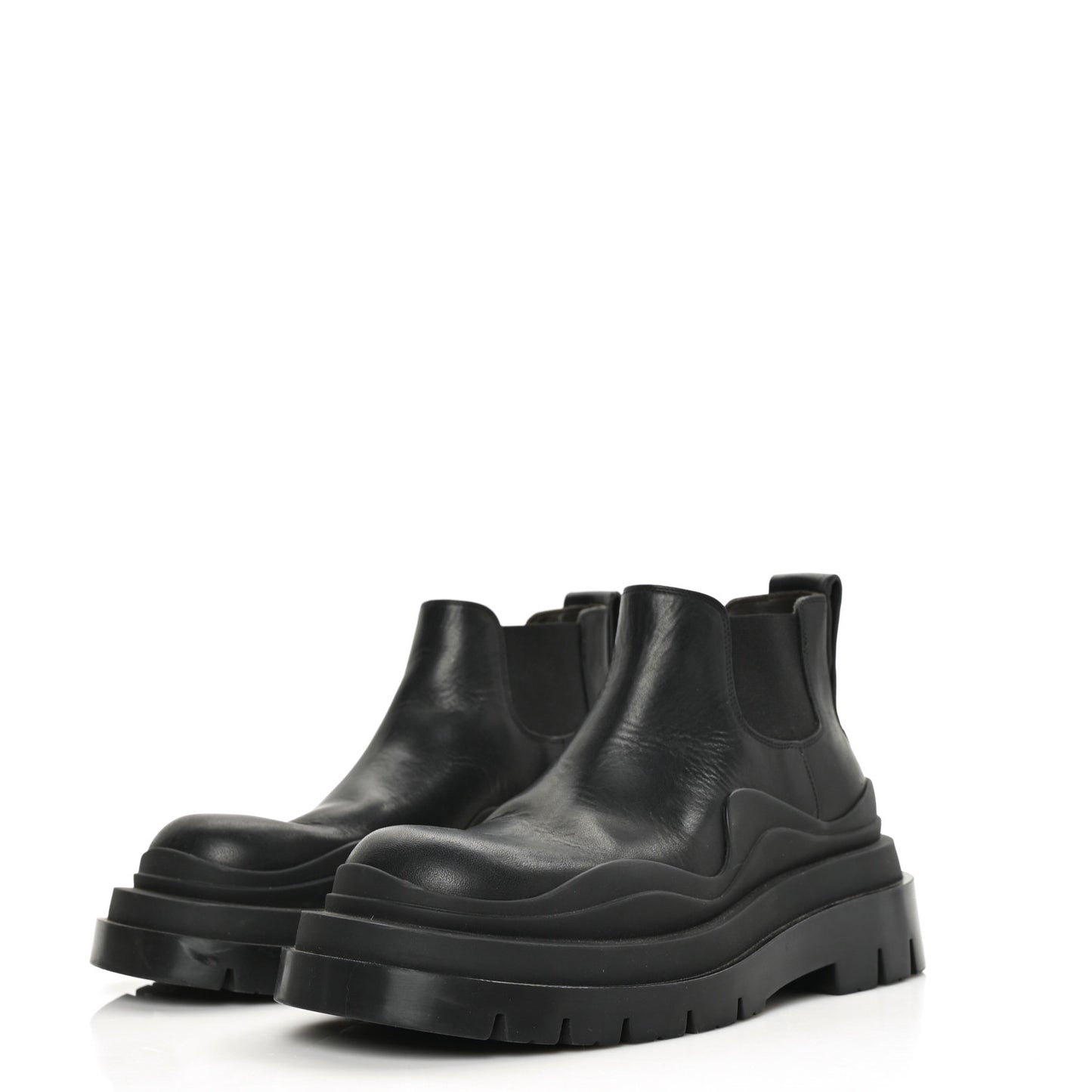 Calfskin The Tire Cropped Chelsea Short Boots 35.5 Black
