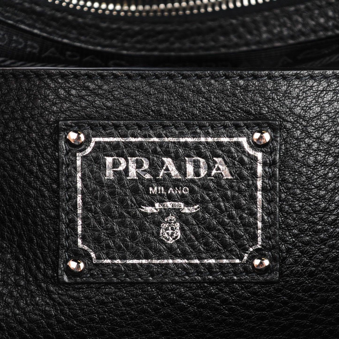 Vitello Daino Top Handle Bag Nero Black