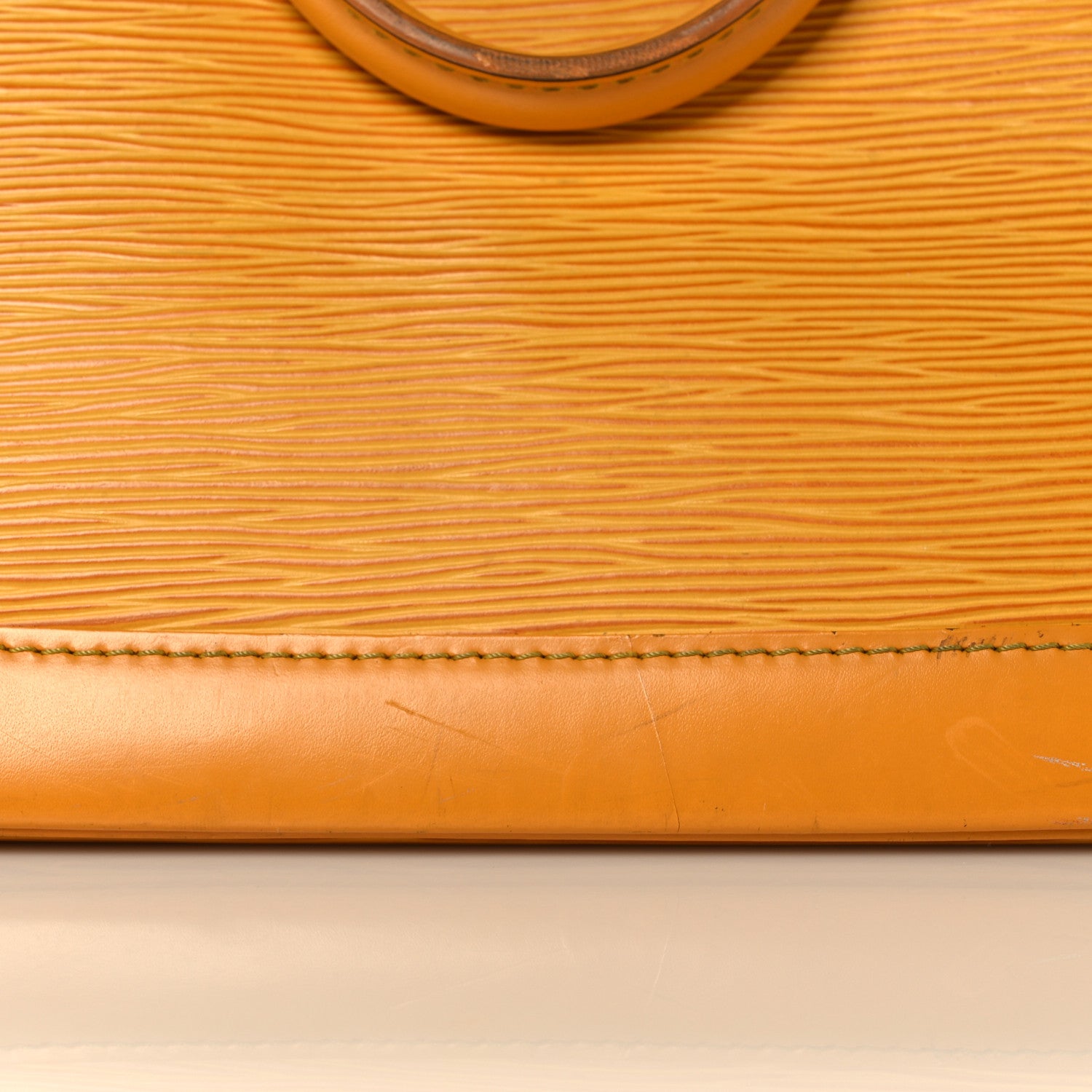 Louis Vuitton Epi Alma PM Tassil 20 of 38