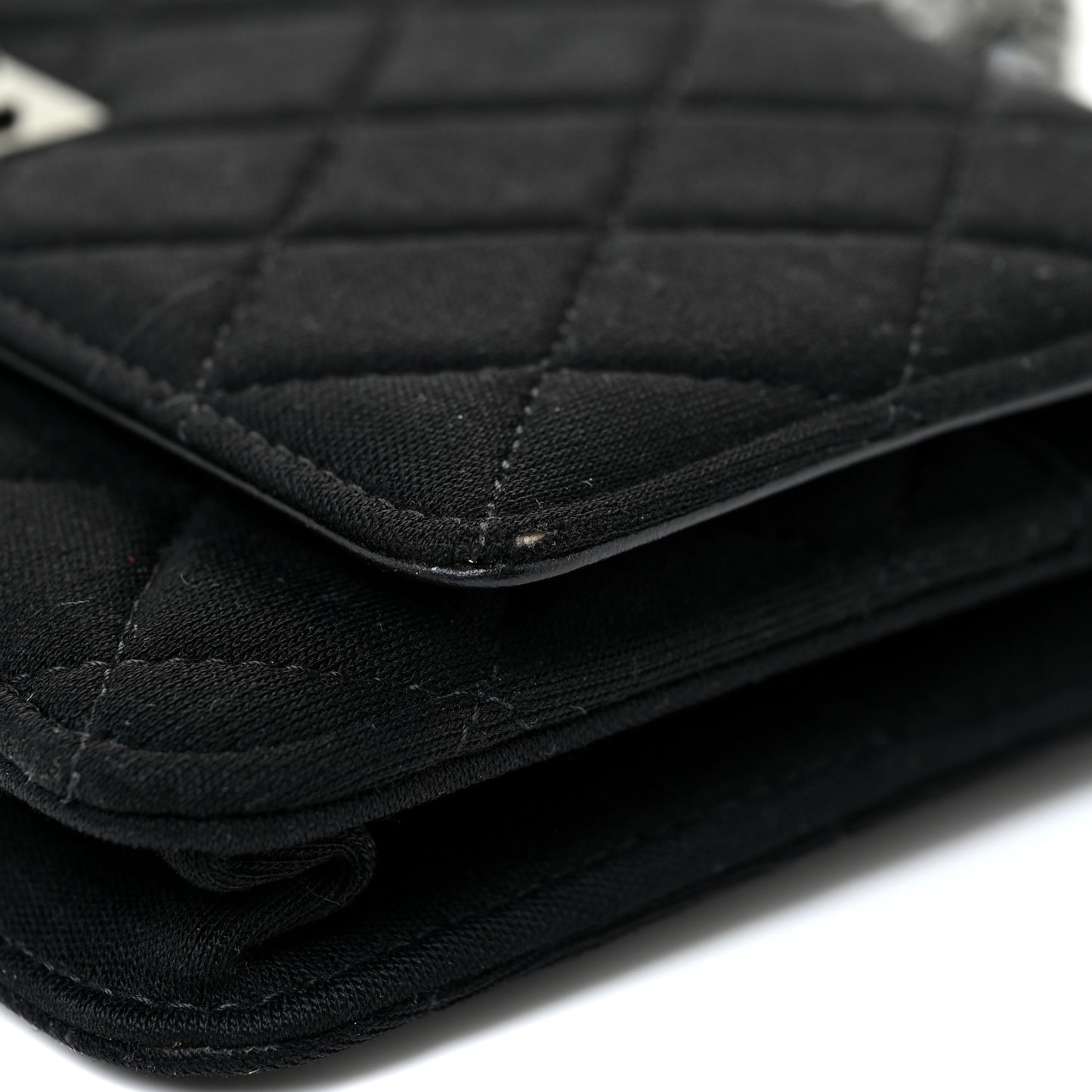 Jersey Quilted Reissue Wallet On Chain WOC Black