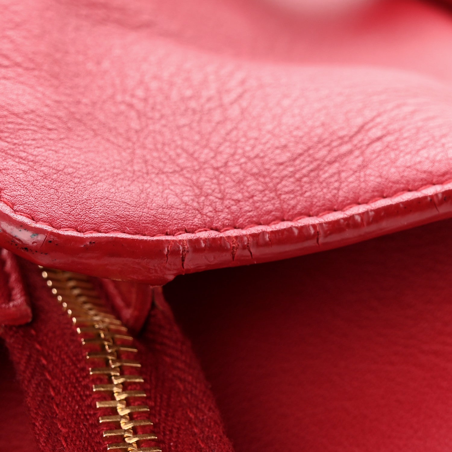 Saint Laurent Calfskin Medium Classic Y Cabas Red 19 of 21