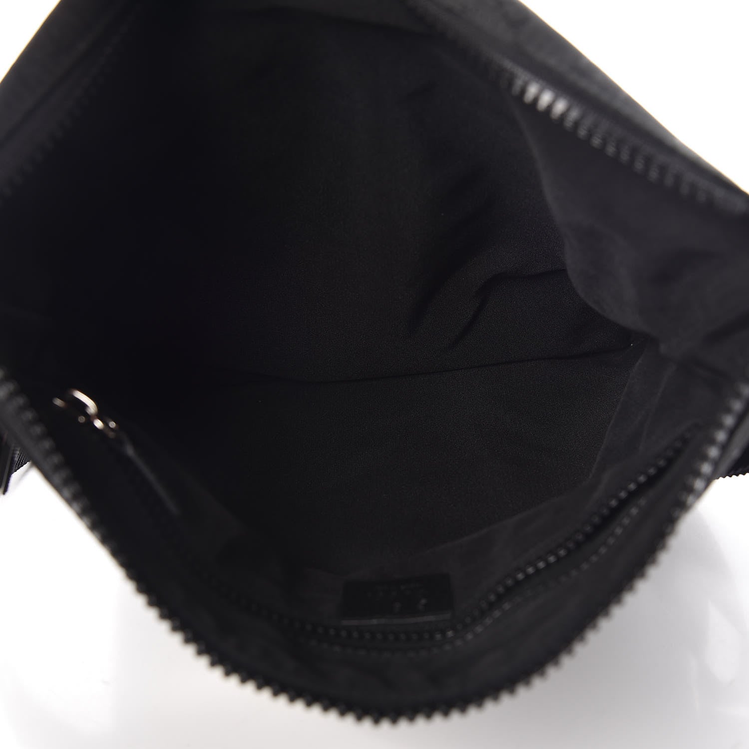 Gucci Nylon Monogram Medium Flat Messenger Bag Black 5 of 9