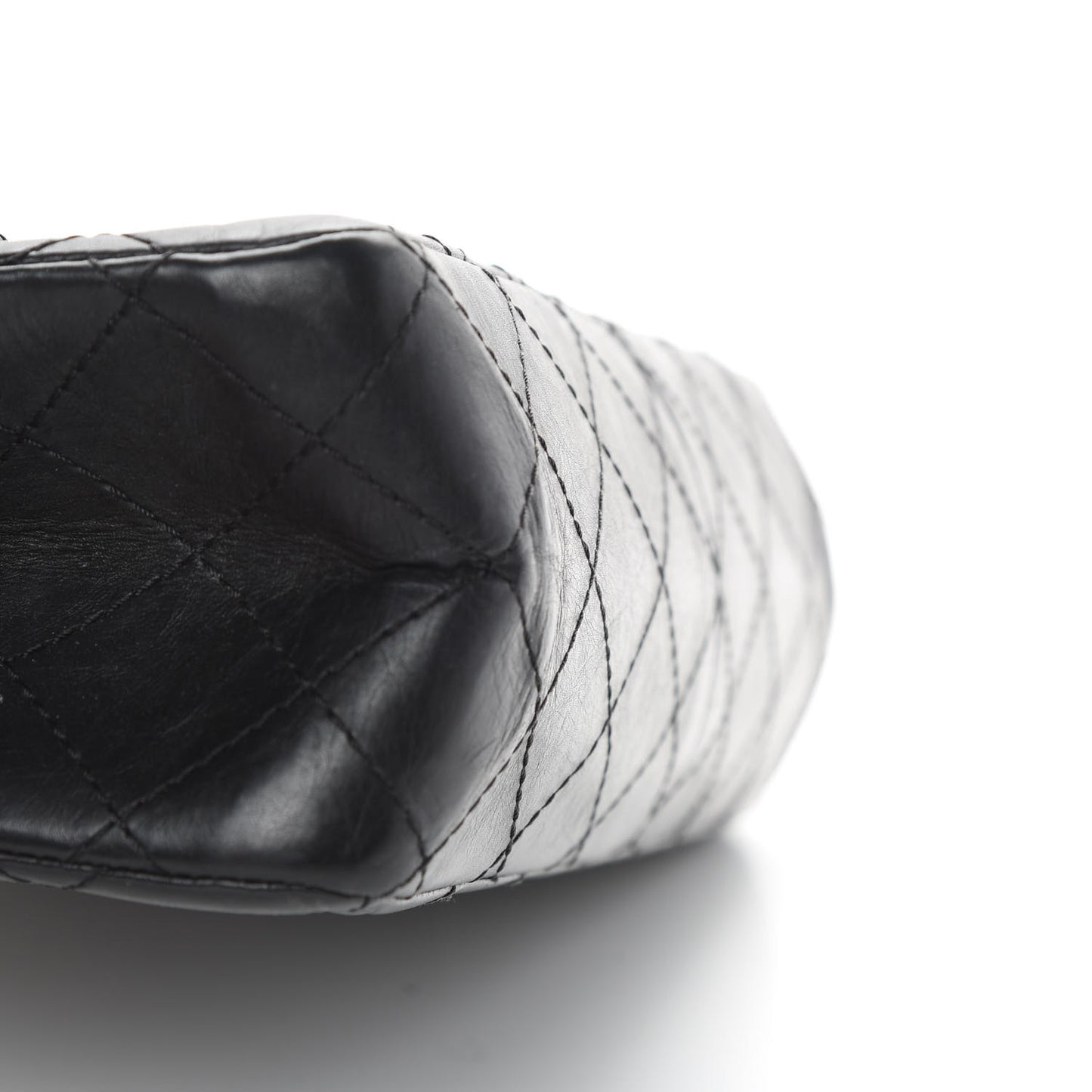 Aged Calfskin Quilted 2.55 Reissue 226 Flap Black