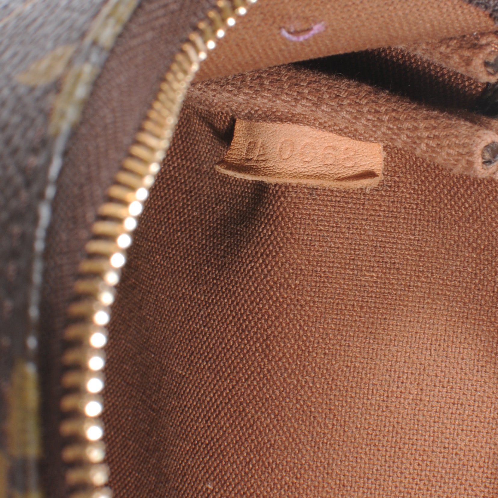 Louis Vuitton Monogram Pochette Accessories 7 of 7