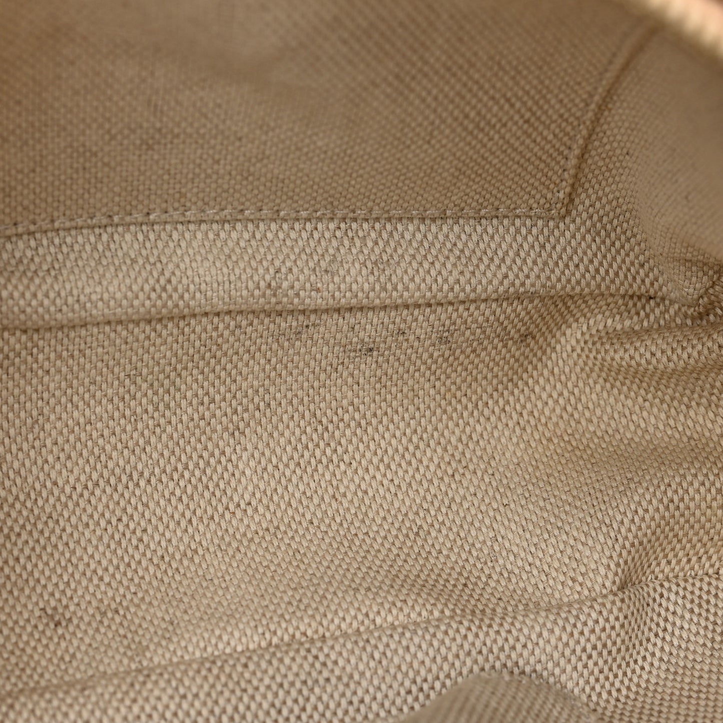 Pebbled Calfskin Small Soho Disco Bag Camelia