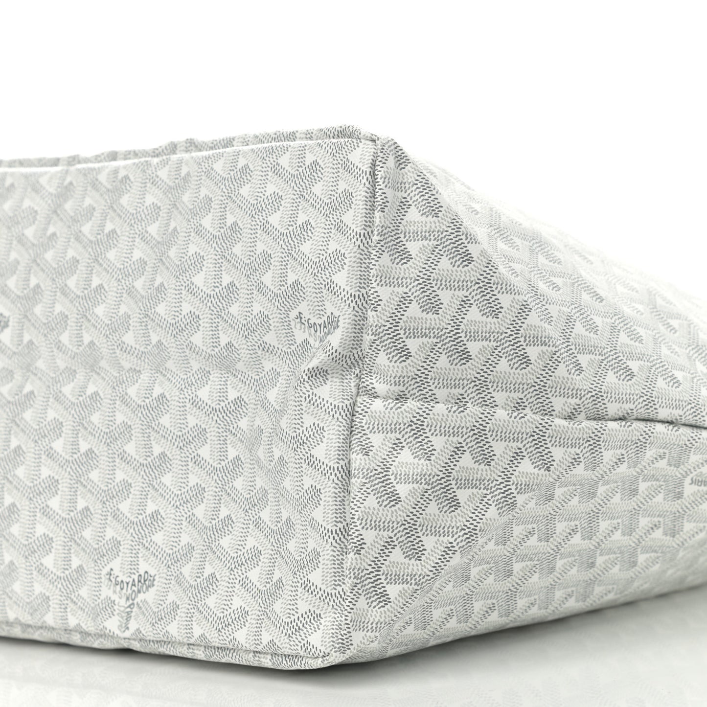 Goyardine Saint Louis GM White
