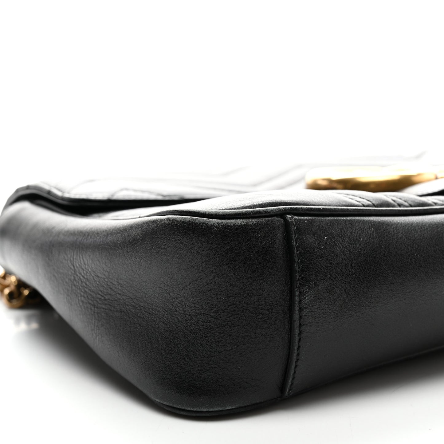 Calfskin Matelasse Medium GG Marmont Shoulder Bag Black