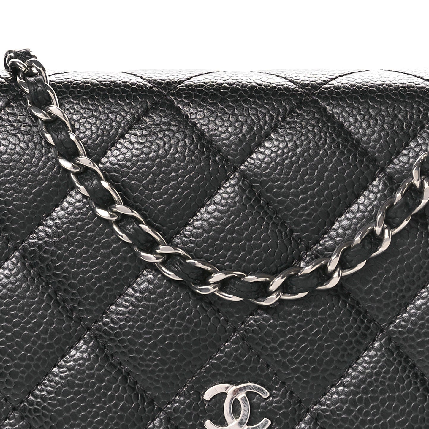 Caviar Quilted Wallet on Chain WOC Black