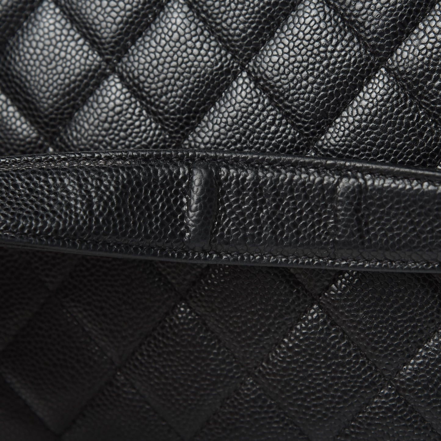 Caviar Quilted XL Grand Shopping Tote GST Black