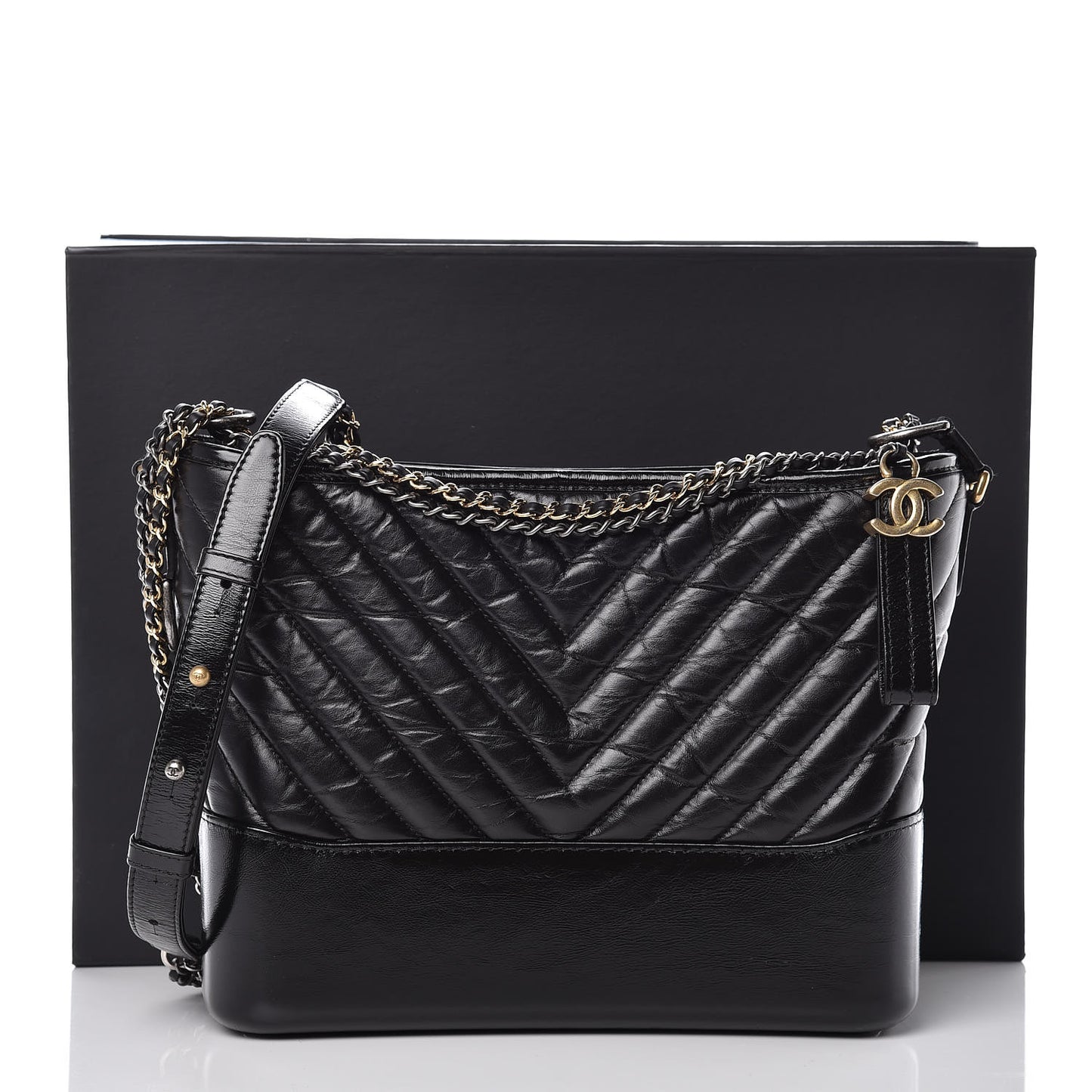 Aged Calfskin Chevron Quilted Medium Gabrielle Hobo Black